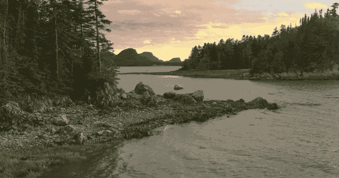 featured image Canoeing and Kayaking in Bas-Saint-Laurent, Québec