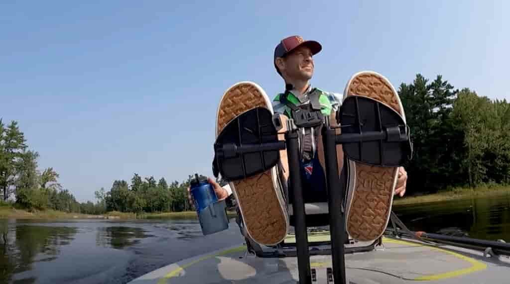 pedal kayaks can help avoid shoulder strain