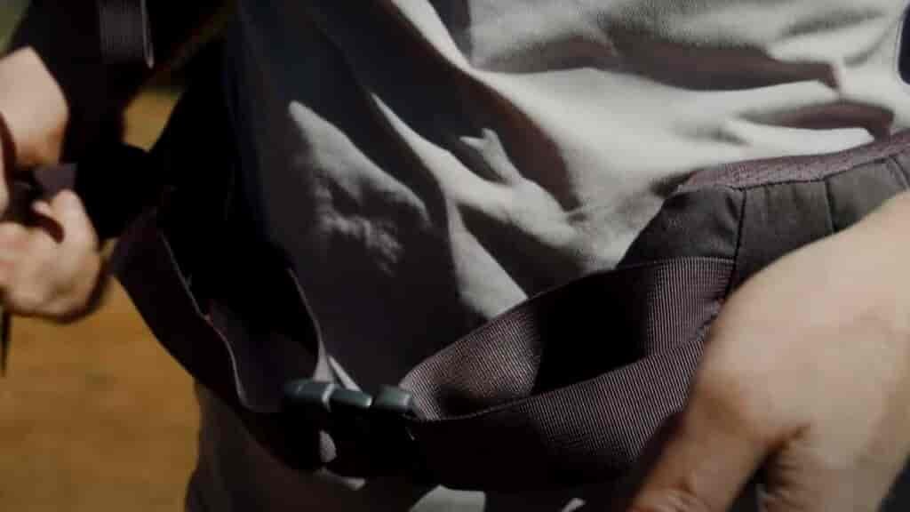 How to choose a backpack tip: Waist straps make all the difference for comfort and energy savings