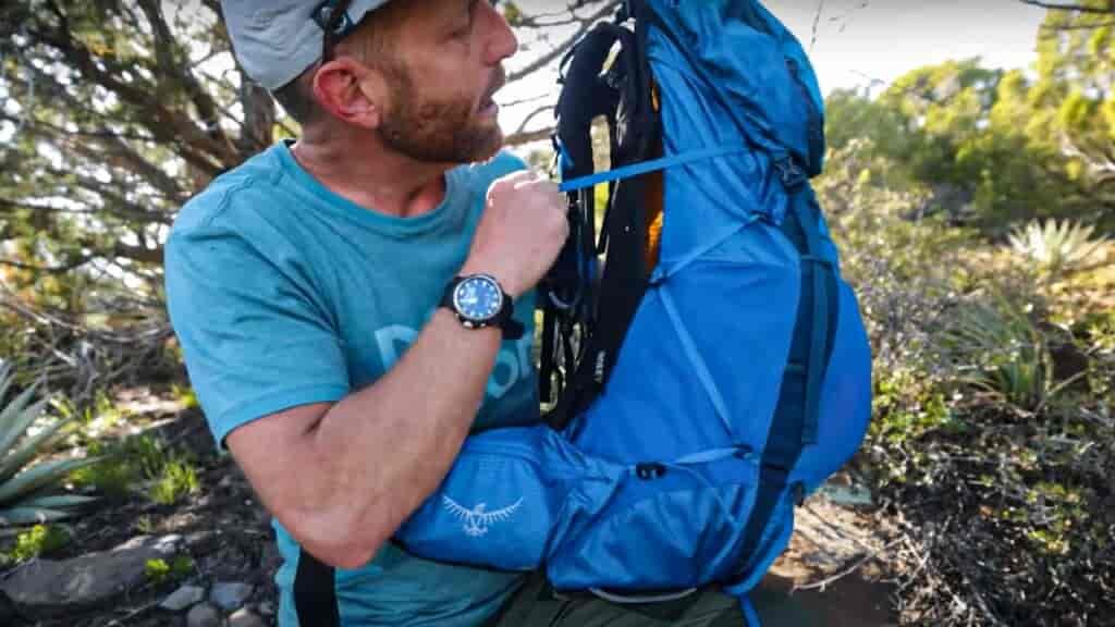 Osprey Exos 48 side compression system is cool, but it can be frustrating getting stuff in and out.