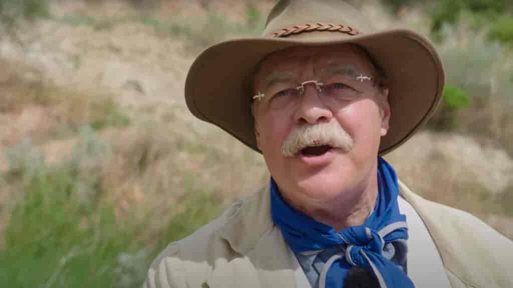 Hiking North Dakota through the eyes of Joe Wigan and Theodore Roosevelt.